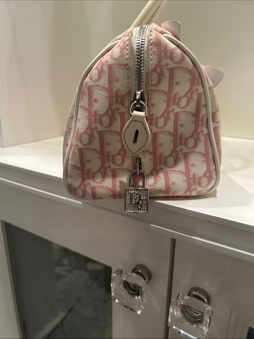 Dior Pink and White Floral Bowling Satchel with Crystal '1' Accent - Picture 4 of 13